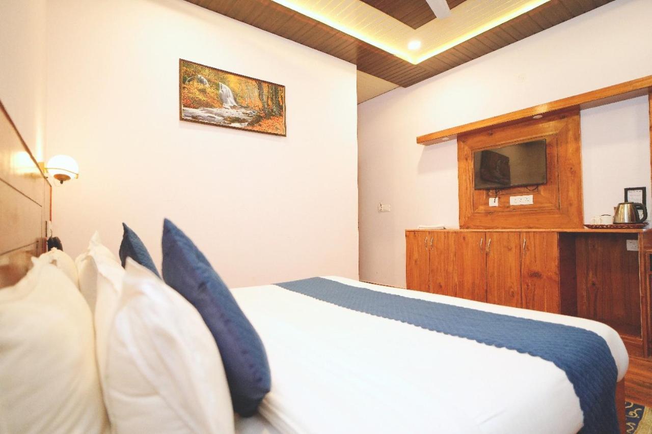 Hotel Kasauli View Cafe Restaurant Open Terrace Mountain View Εξωτερικό φωτογραφία